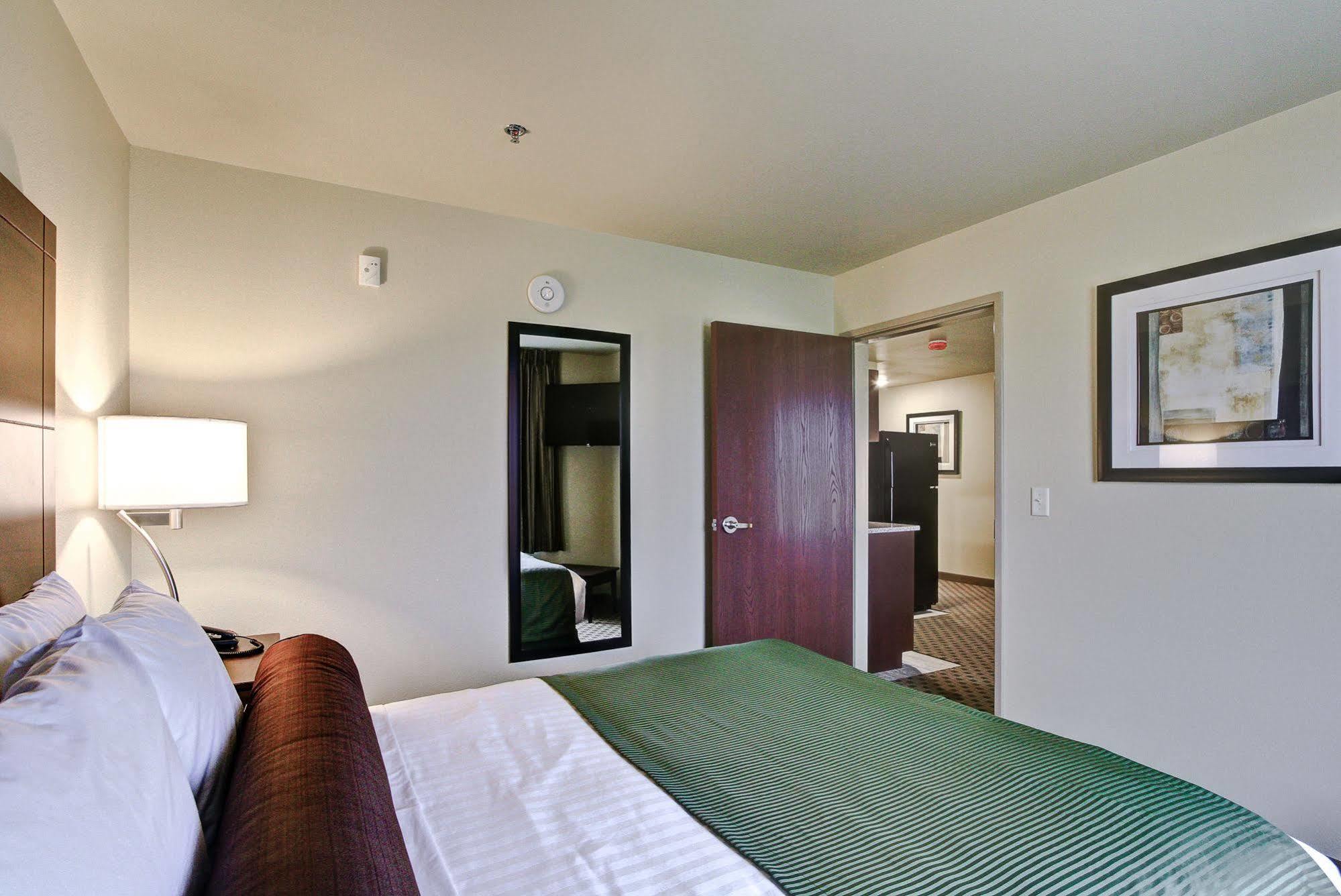 Cobblestone Hotel & Suites Pulaski/Green Bay Kültér fotó