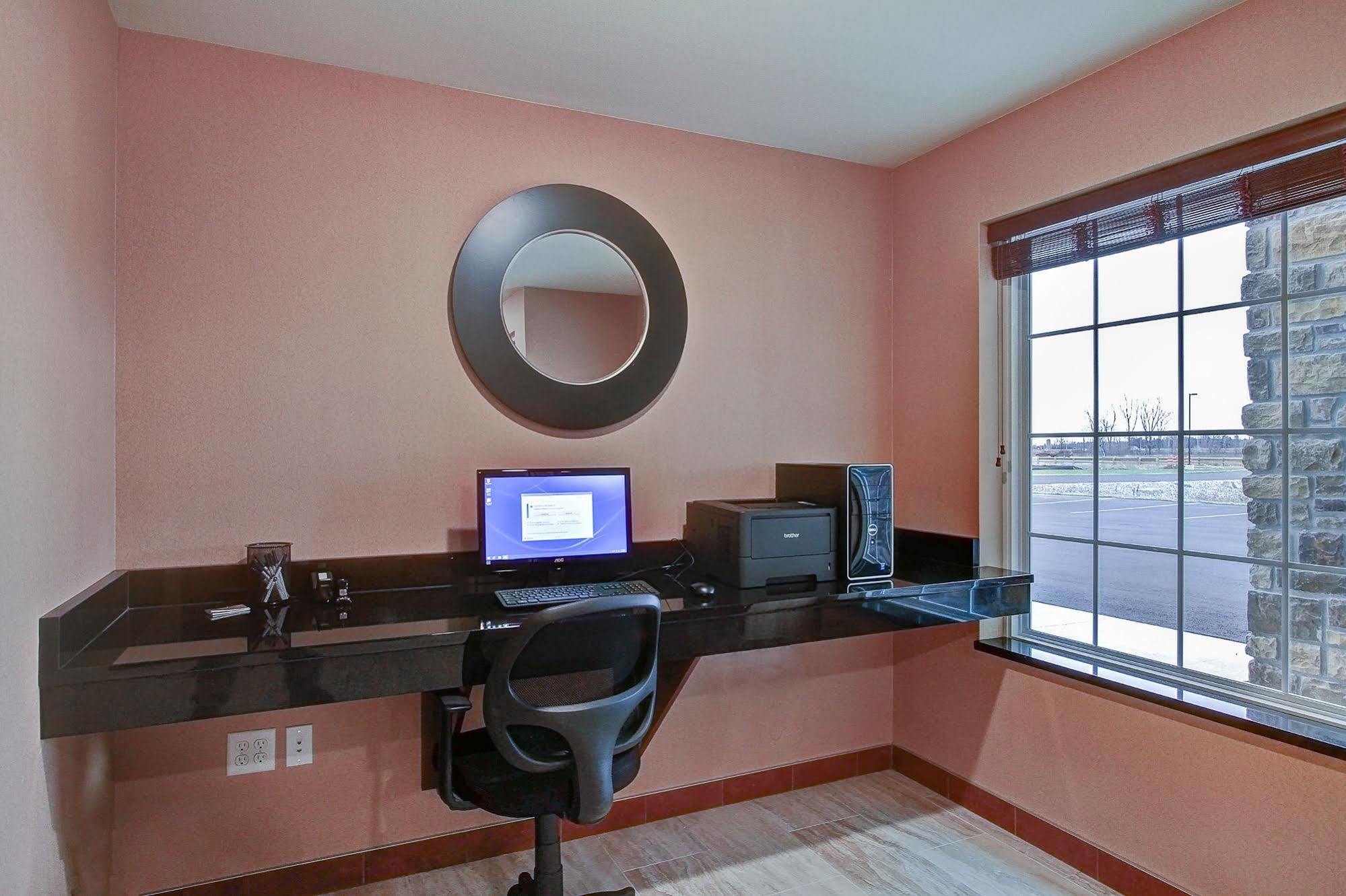 Cobblestone Hotel & Suites Pulaski/Green Bay Kültér fotó
